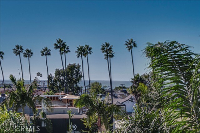 Building Photo - 608 Heliotrope Ave