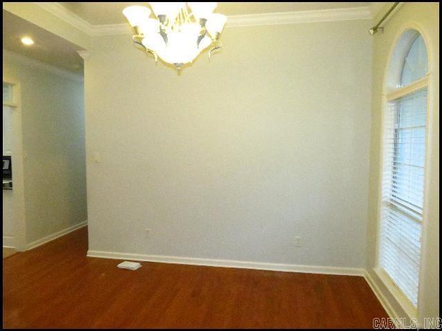 Building Photo - 11 Red Cedar Cove