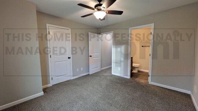 Building Photo - 107 Smithson Ln