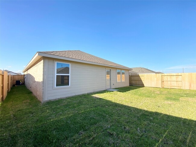 Building Photo - 26735 Willow Ln