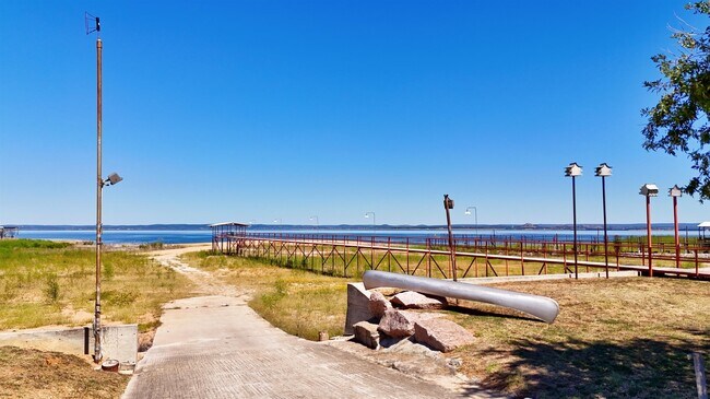 Building Photo - 1504 TX-261