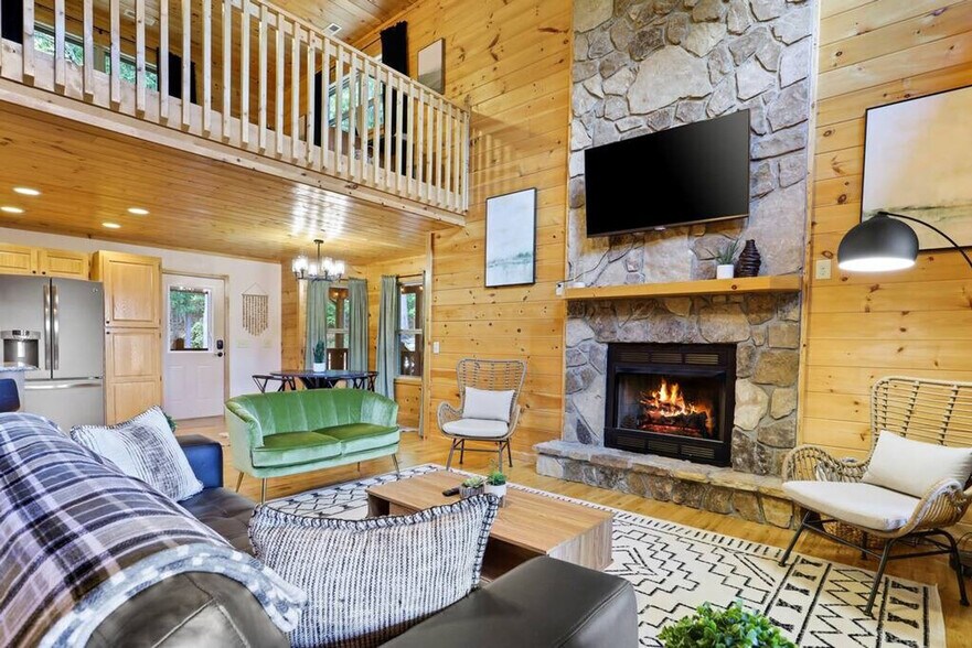 Building Photo - 437 Sheep Stomp Rd