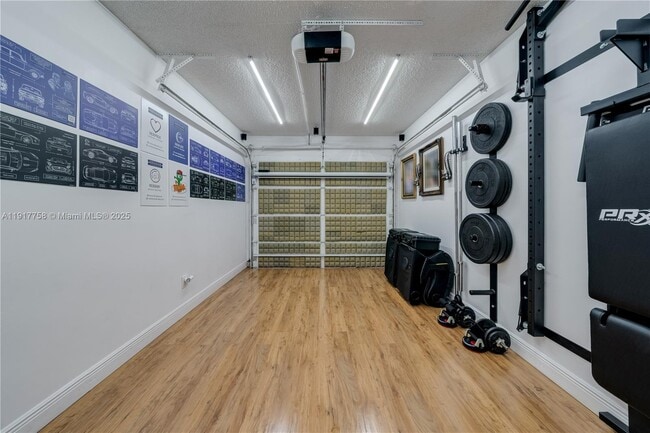 Building Photo - 1025 NW 128th Ct