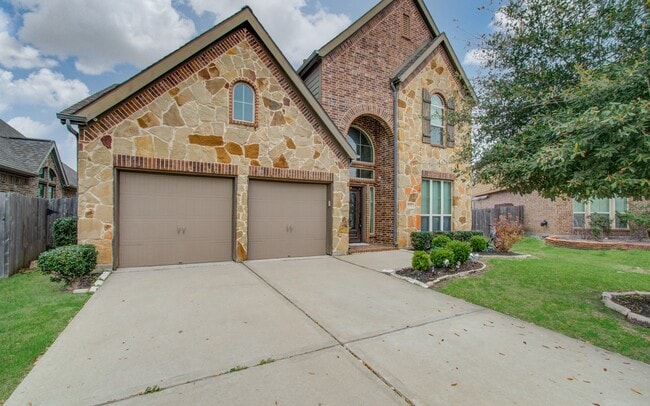 Primary Photo - 1202 Watercrest Park Ln
