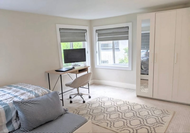 Building Photo - 835 N Raymond Ave