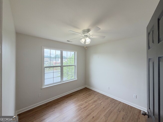 Building Photo - 106 Turtle Pointe Dr