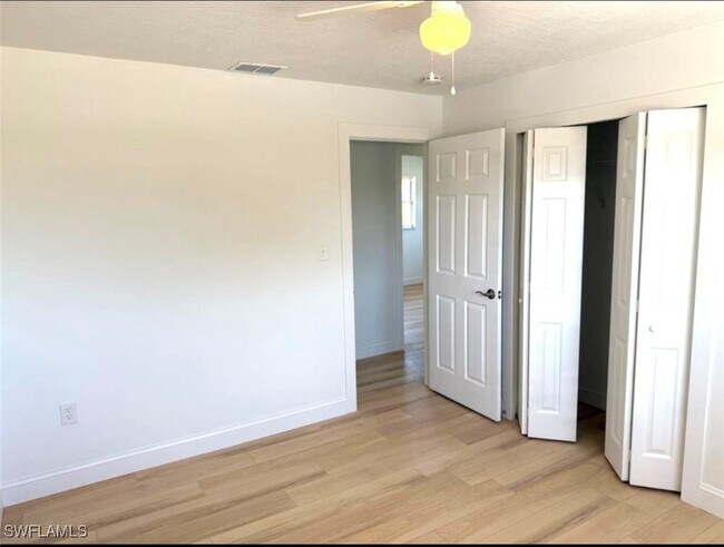 Building Photo - 1387 Hernando St