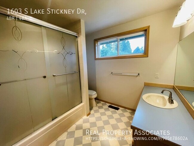 Building Photo - 1603 S Lake Stickney Dr