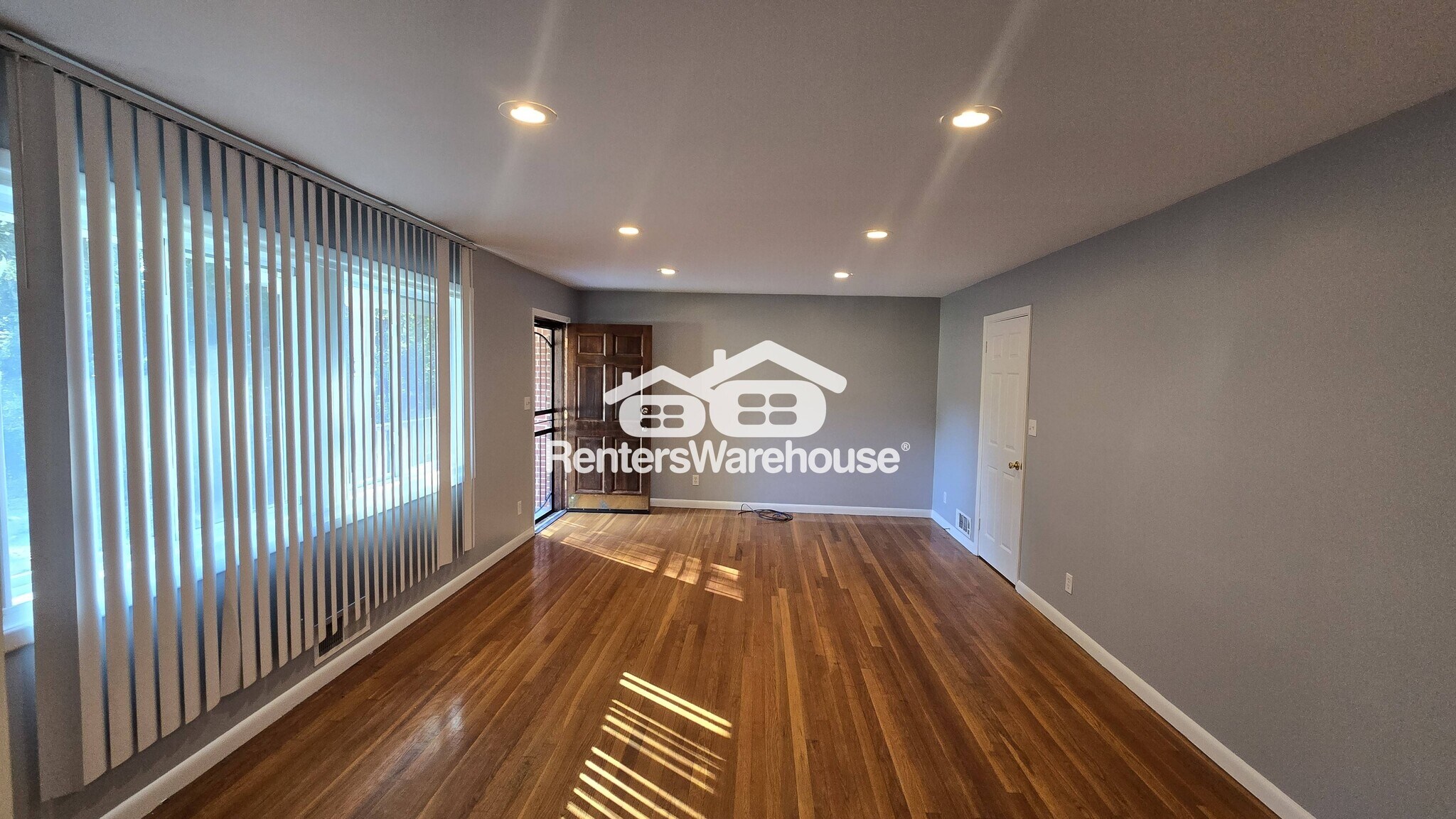 Building Photo - 1305 Panola Rd