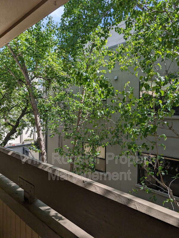 Building Photo - 1808 K St