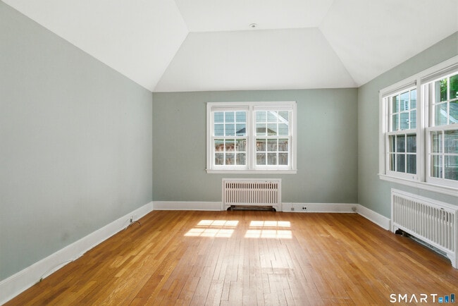 Building Photo - 24 Highbrook Rd