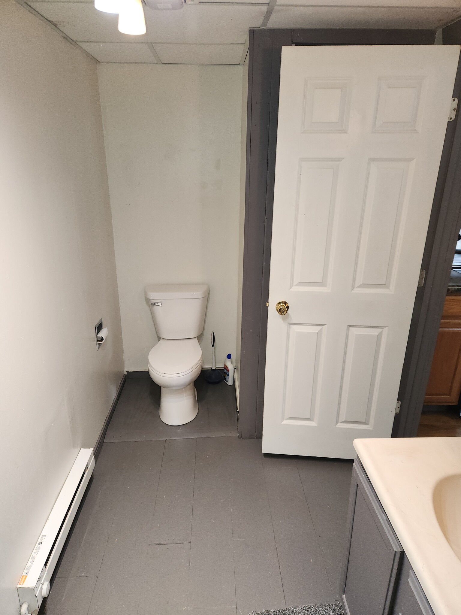 MF Bath - 1111 University Ave