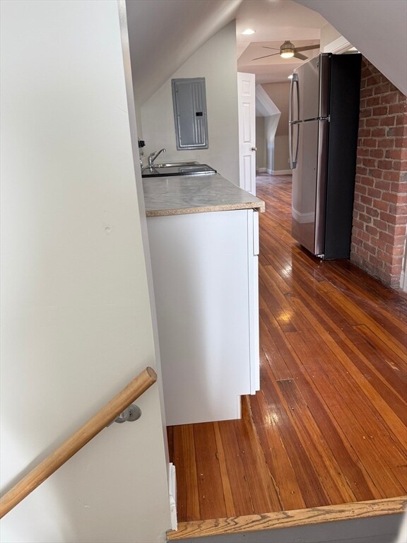 Building Photo - 22 Clark St