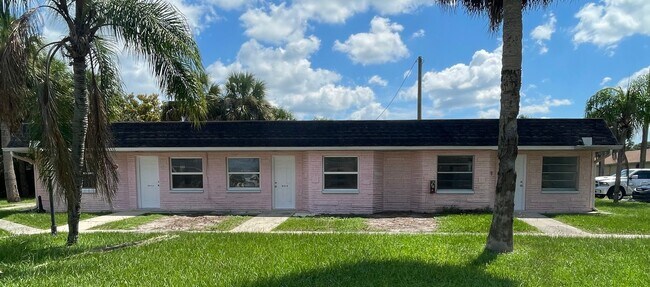 Primary Photo - 5317 Avery Rd