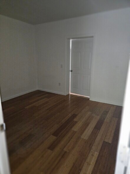 Building Photo - 316 Summer Ave