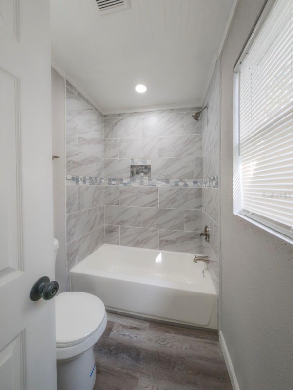 Building Photo - 1579 S Washington Ave