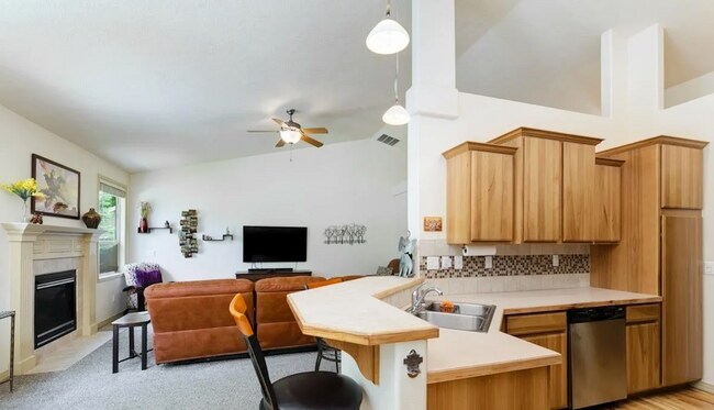 Building Photo - 12604 W Murchison St