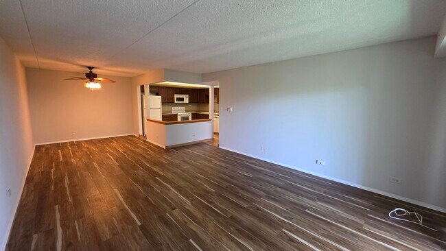 Building Photo - 475 Plum Creek Dr