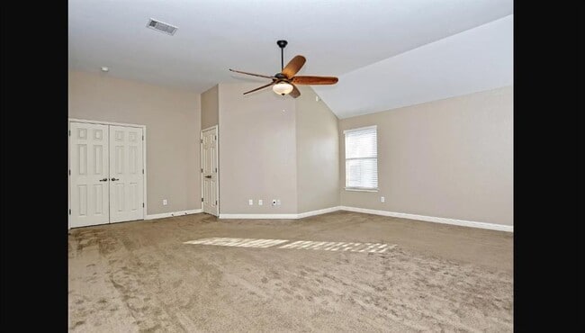 Building Photo - 10121 Channel Island Dr