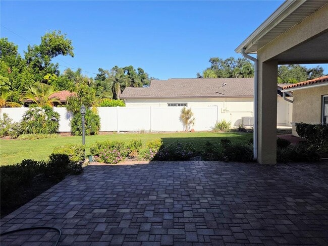 Building Photo - 124 Giralda Blvd NE