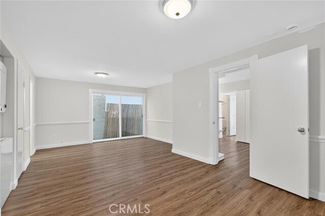 Building Photo - 4416 The Strand