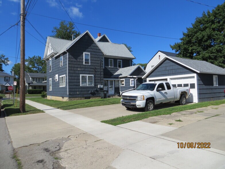 Off Street parking - 230 South Ave