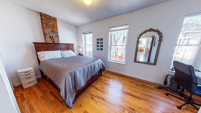 Building Photo - Architect-Designed 1BR in East Rock | Exposed Brick | Steps to Yale SOM