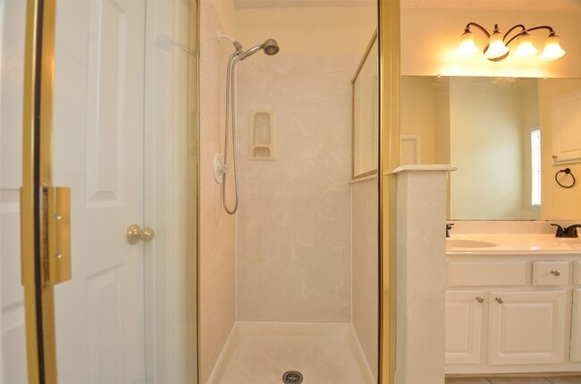 Building Photo - 1218 Irish Mist Ct