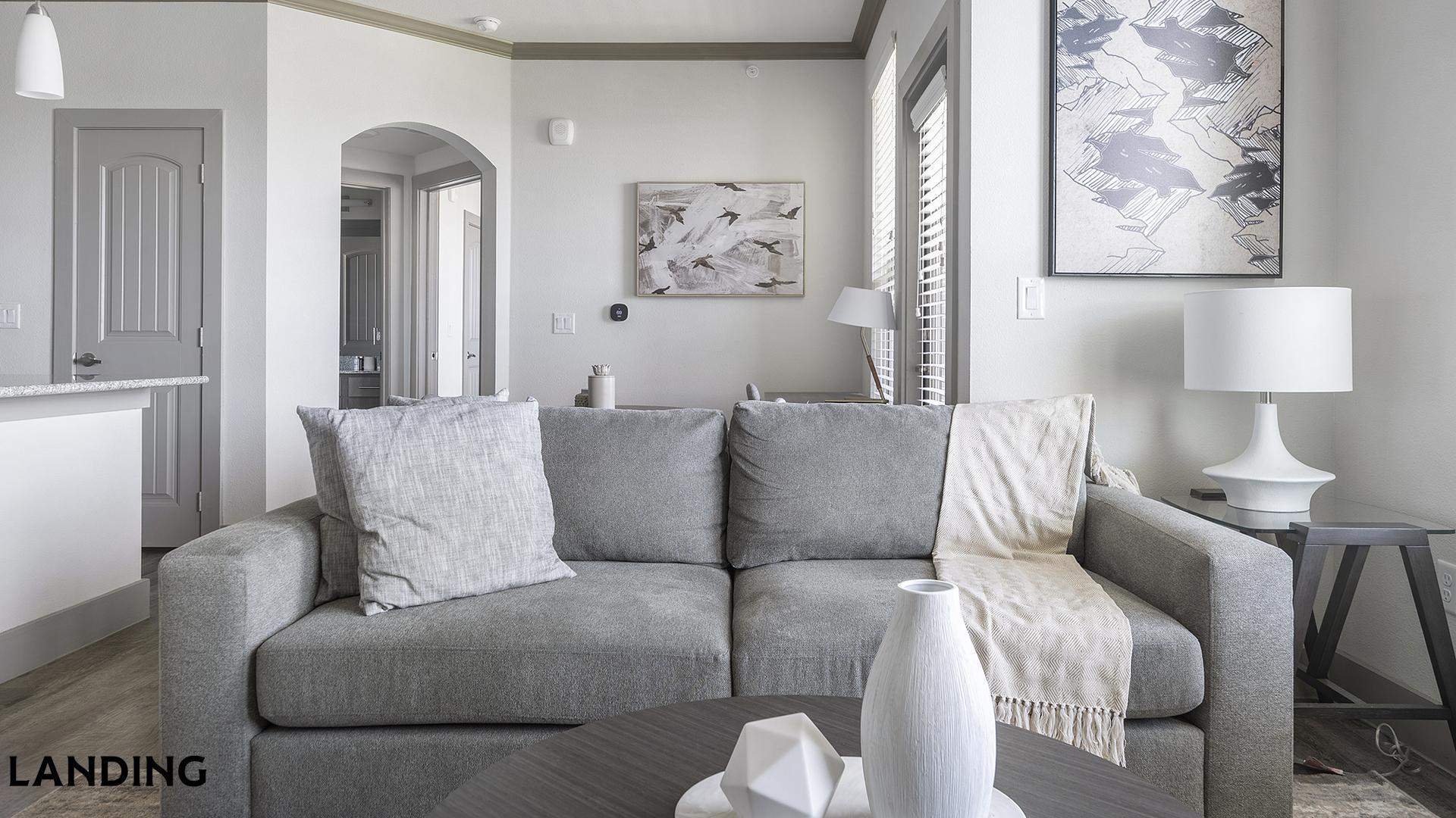 Building Photo - 12500 Shadowglen Trce