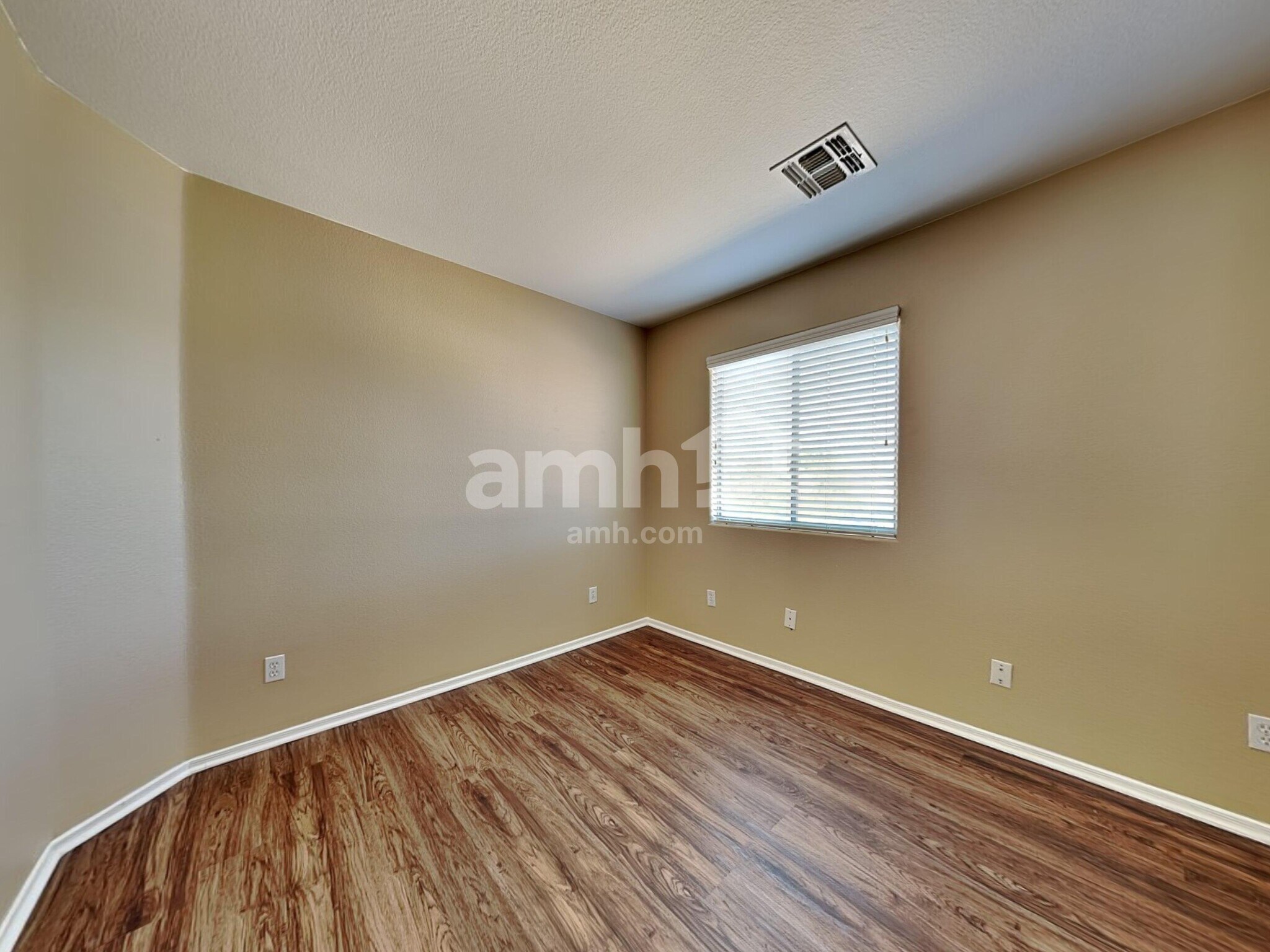 Building Photo - 6222 W Southgate St