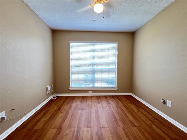 Building Photo - 631 Stagecoach Dr