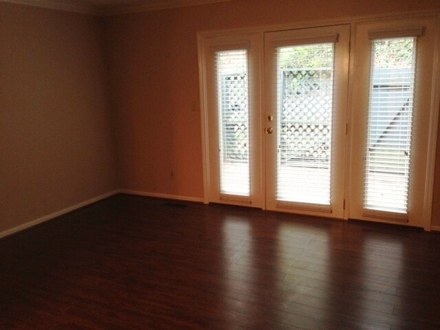 Building Photo - 802 Vestavia Villa Ct