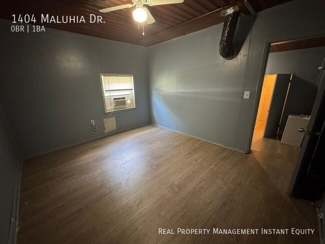 Building Photo - 1404 Maluhia Dr