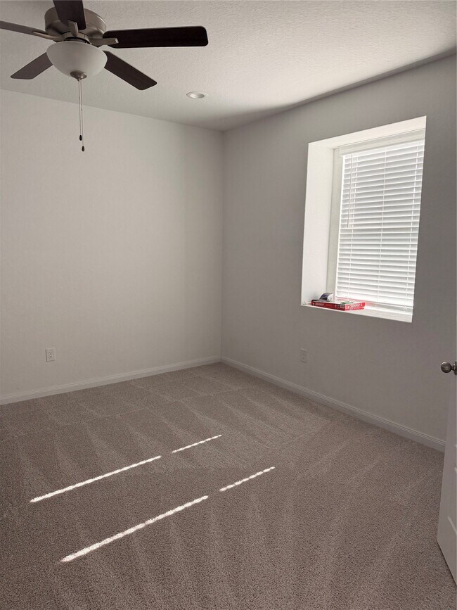 Building Photo - 3223 Field Thistle