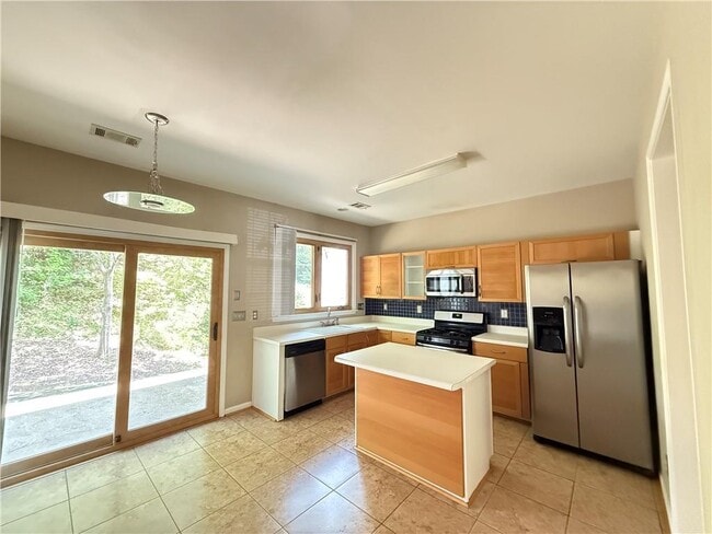Building Photo - 6535 Whirlaway Dr