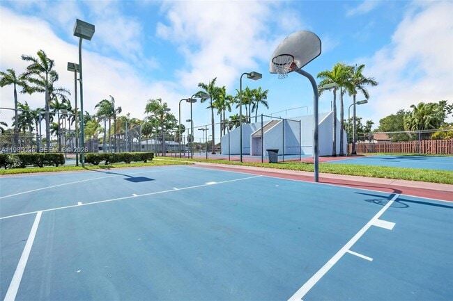 Building Photo - 17321 NW 63rd Ave