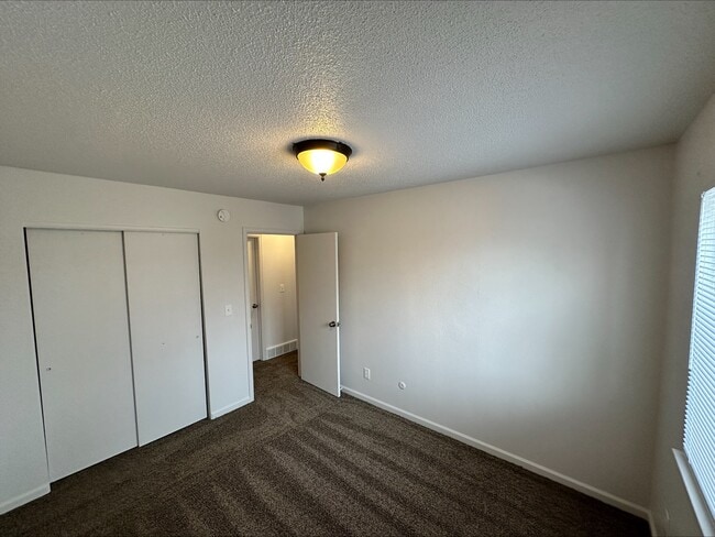 Building Photo - 3412 Carson Ave