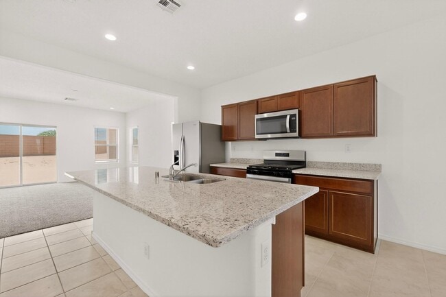 Building Photo - 308 Prism Ave SW