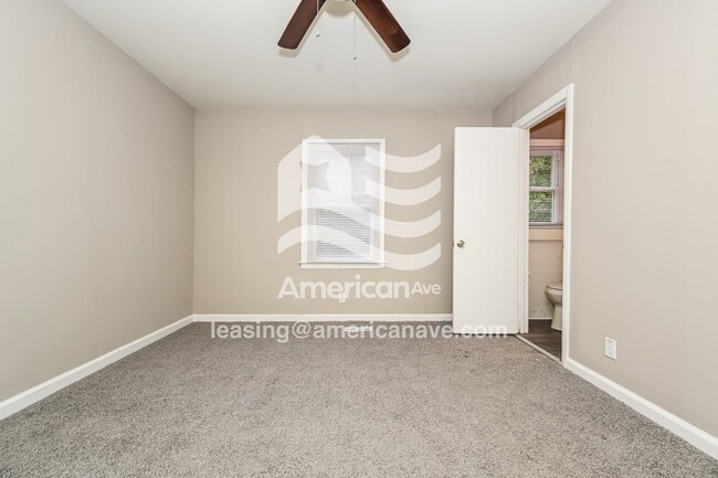 Building Photo - 531 Rogers Dr