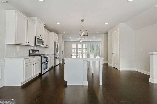 Building Photo - 4240 Hickory Pne Aly