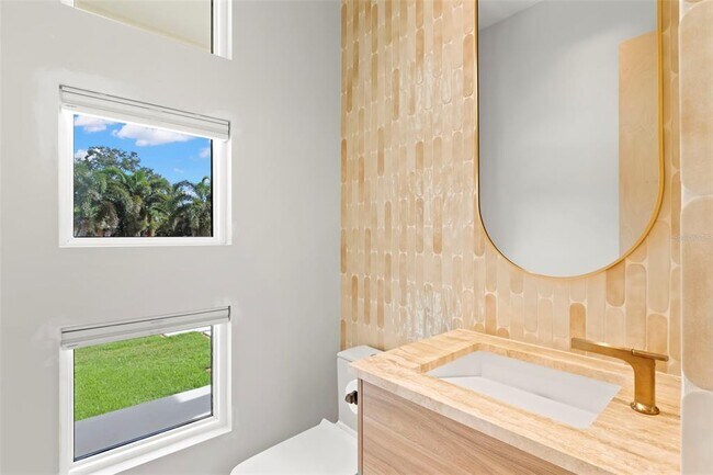 Building Photo - 150 51st St N