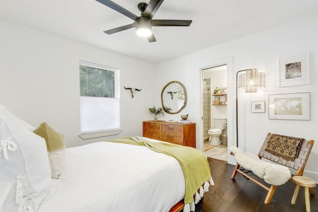 Building Photo - 2901 Glen Rae St