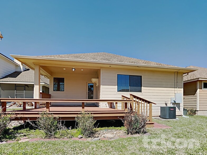 Building Photo - 103 Lullaby Ln