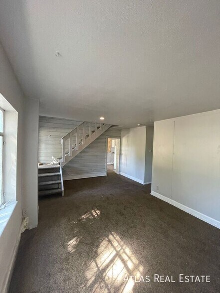 Building Photo - 5229 E Thrill Pl