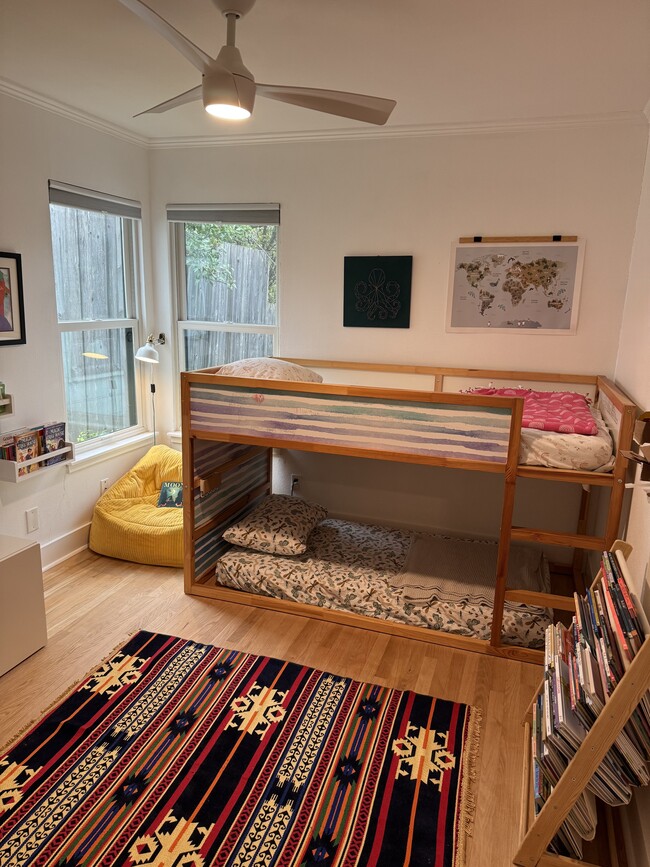 Building Photo - 1301 Broadmoor Dr