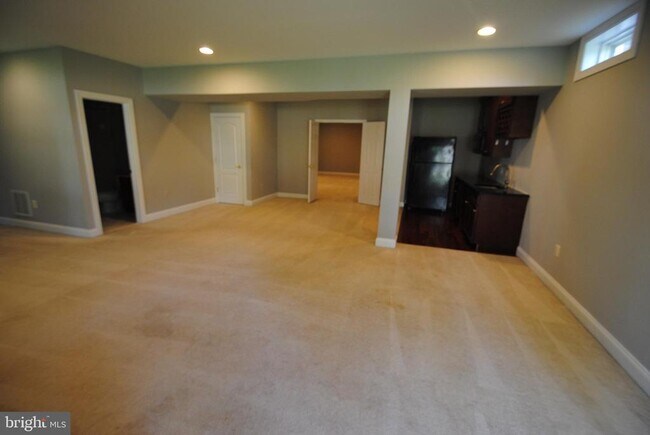 Building Photo - 22754 Brookshade Dr