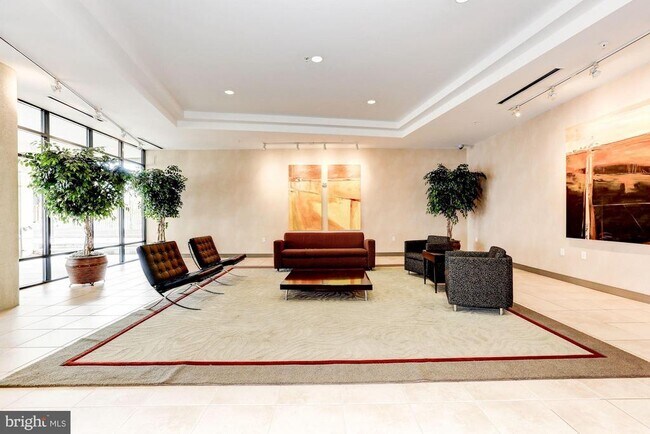 Building Photo - 8045 Newell St