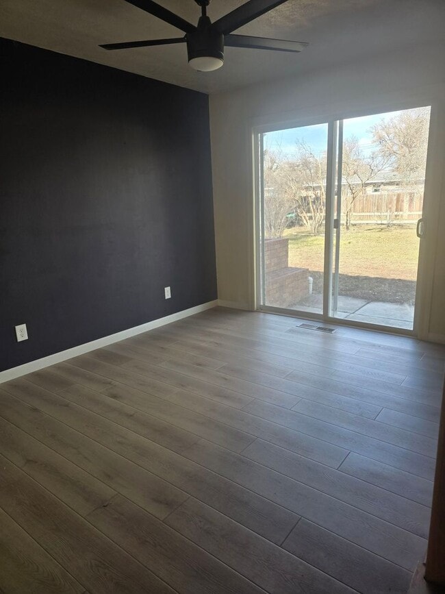 Building Photo - 3 bedroom 1 bath