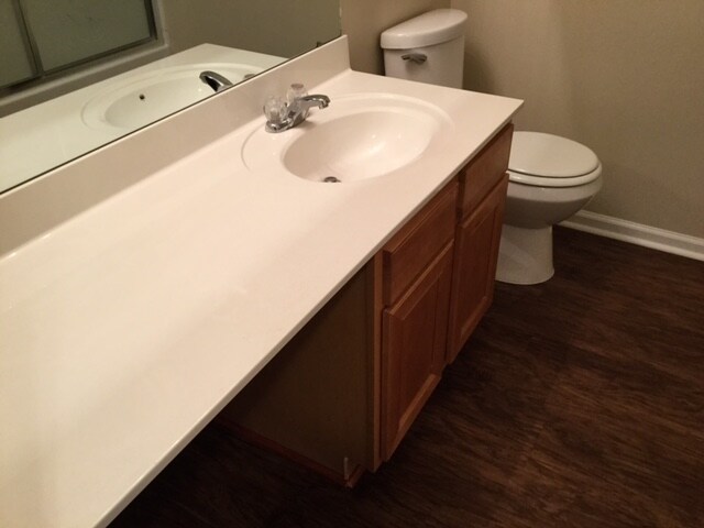 Building Photo - 5013 Springdale Dr