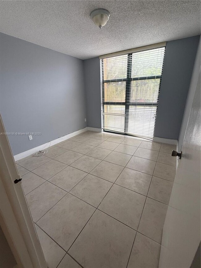 Building Photo - 11780 SW 18th St